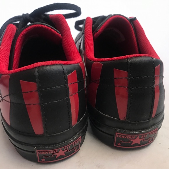 Converse | Chuck Taylor Low Top - Picture 4 of 6